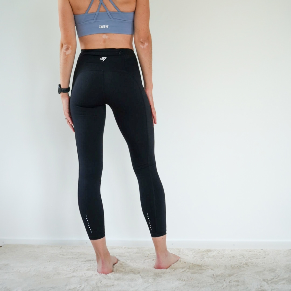 ASCENT Pocket Leggings (Pre-Sale)-thumbmail-3